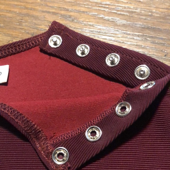 Vintage Tape Measure Body Suit Made in USA Size S in Oxblood - Picture 6 of 8